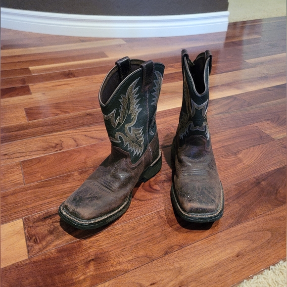 Ariat Boots, Size 3.5 - Picture 13 of 15